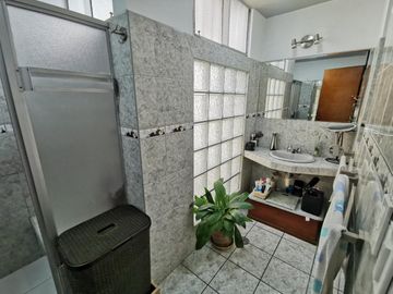 Casa en  venta en Cercado de Lima, límite con Pueblo Libre