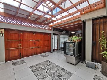 Casa en  venta en Cercado de Lima, límite con Pueblo Libre