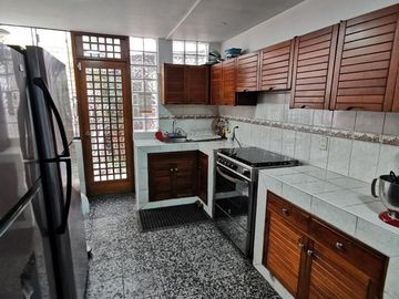 Casa en  venta en Cercado de Lima, límite con Pueblo Libre