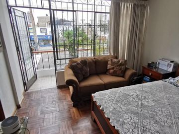 Casa en  venta en Cercado de Lima, límite con Pueblo Libre