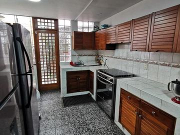 Casa en  venta en Cercado de Lima, límite con Pueblo Libre