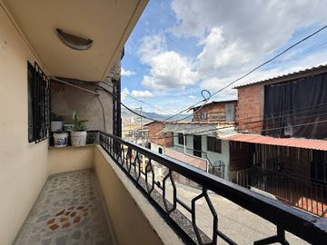 VENTA de CASAS en BELLO