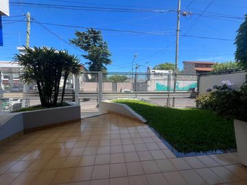 Casa  en Venta Ramos Mejia / La Matanza (A004 4561)