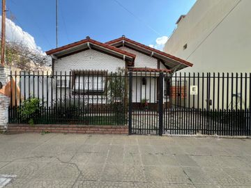 Chalet en Venta Ramos Mejia / La Matanza (A004 4598)