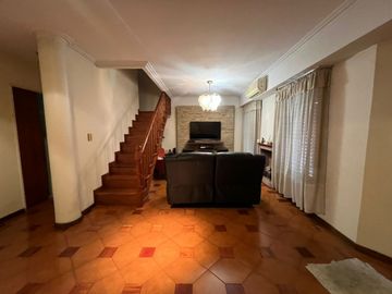 Chalet en Venta Ramos Mejia / La Matanza (A004 4646)