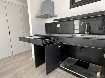Hermoso departamento a estrenar con terraza propia con parrilla.