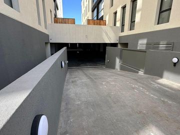 Hermoso departamento a estrenar con terraza propia con parrilla.