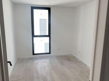 Hermoso departamento a estrenar con terraza propia con parrilla.