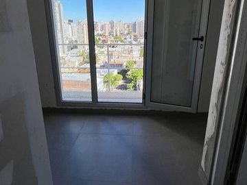Departamento en venta de 2 dormitorios c/ cochera en Corrientes 30