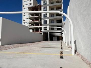 Departamento en venta de 2 dormitorios c/ cochera en Corrientes 30