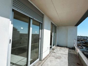 Departamento en venta de 2 dormitorios c/ cochera en Corrientes 30