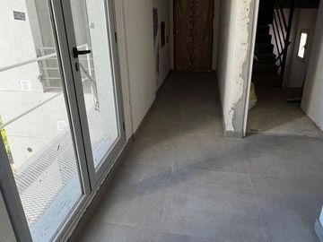 Departamento en venta de 2 dormitorios c/ cochera en Corrientes 30