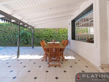 Gran Oportunidad !!! Hermosa Casa en Venta de 4 Dormitorios - Tablada Park