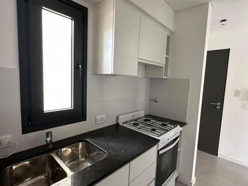 Hermoso departamento en venta en Caronti 152,