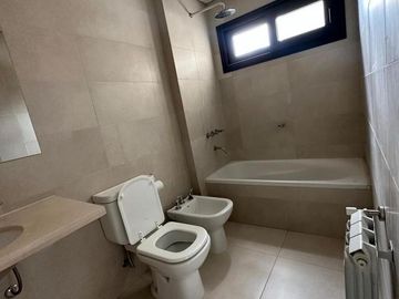 Hermoso departamento en venta en Caronti 152,