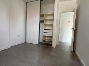 Hermoso departamento en venta en Caronti 152,