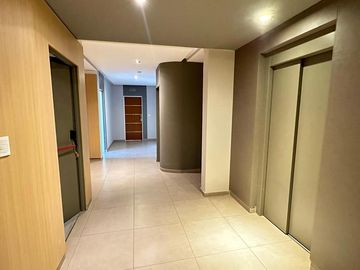 Hermoso departamento en Dorrego 532.