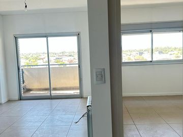 Hermoso departamento en Dorrego 532.