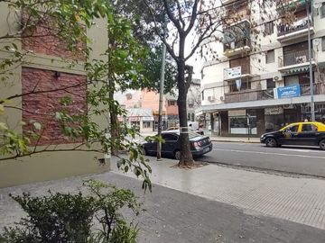 VENTA DEPARTAMENTO TIPO LOFT, CABALLITO, 2 PLANTAS, BALCON AL FRENTE, APTO CREDITO
