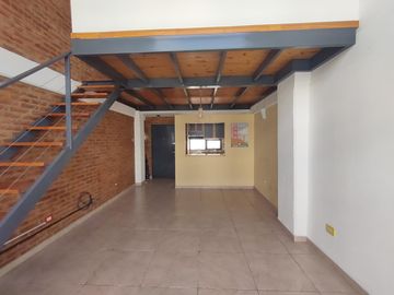 VENTA DEPARTAMENTO TIPO LOFT, CABALLITO, 2 PLANTAS, BALCON AL FRENTE, APTO CREDITO