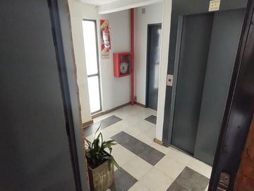 VENTA DEPARTAMENTO TIPO LOFT, CABALLITO, 2 PLANTAS, BALCON AL FRENTE, APTO CREDITO
