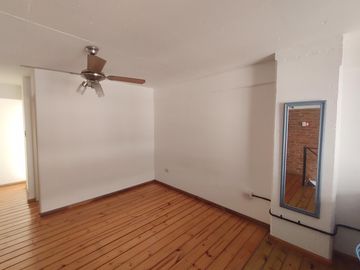VENTA DEPARTAMENTO TIPO LOFT, CABALLITO, 2 PLANTAS, BALCON AL FRENTE, APTO CREDITO