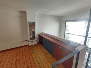 VENTA DEPARTAMENTO TIPO LOFT, CABALLITO, 2 PLANTAS, BALCON AL FRENTE, APTO CREDITO