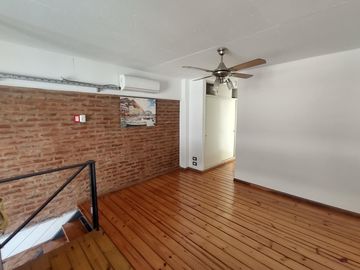 VENTA DEPARTAMENTO TIPO LOFT, CABALLITO, 2 PLANTAS, BALCON AL FRENTE, APTO CREDITO