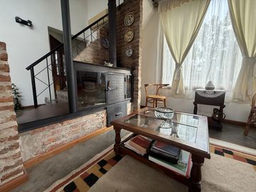 Casa con Piscina ubicada en el barrio La Bota - Benavidez