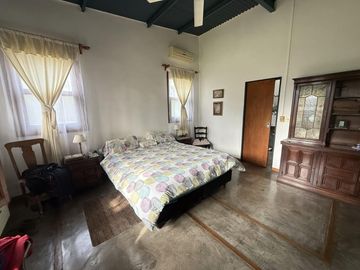 Casa con Piscina ubicada en el barrio La Bota - Benavidez