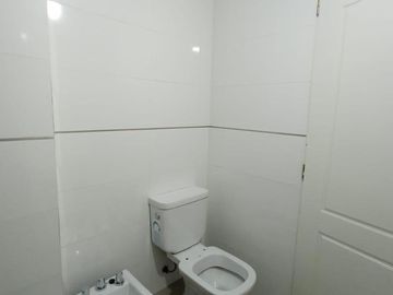Departamento en venta de 2 dormitorios c/ cochera en Bahía Blanca
