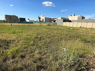 Terreno en Barrio Parque Patagonia Norte