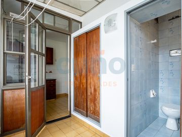 4 ambientes - lavadero o dependencia - 100% luminoso (No es ultimo piso)