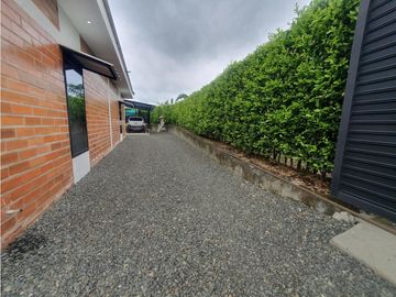 Venta Casa Campestre Condominio Pereira via Alcalá