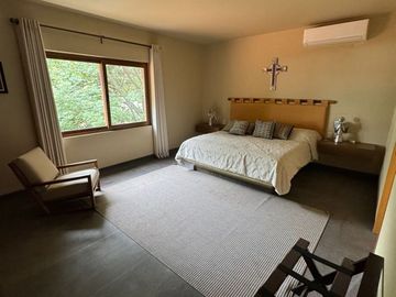 Bella y amplia casa con un gran huerto, en Ajijic