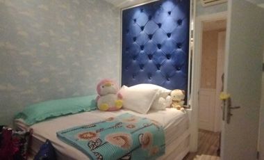 Apartemen Kensington 2 kamar tidur full furnish dikelapa gadi