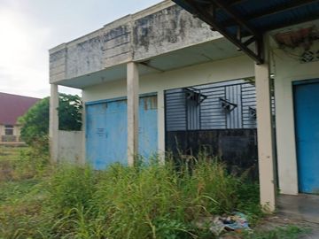 Dijual Bangunan 3 Pintu Cocok untuk Hunian Ruko di Lolak