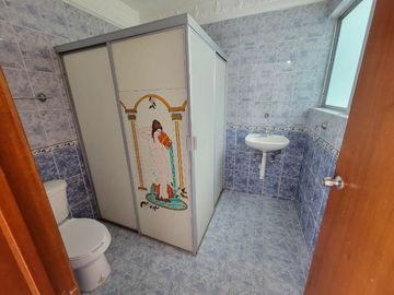 Casa en Calle Monte Olimpo, cerca del Estadio Jalisco