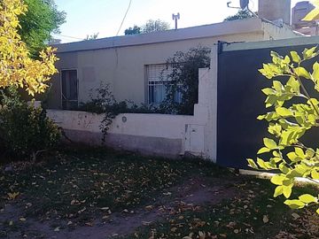 VENDE CASA EN SENILLOSA