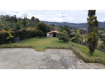 COD: 2327 - Casa campestre en venta – Variante Aeropuerto, Rionegro