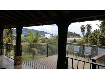 COD: 2327 - Casa campestre en venta – Variante Aeropuerto, Rionegro