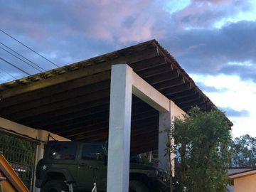 Amplia casa de 1 piso en Villas del Mesón. Ideal para quienes buscan comodidad y