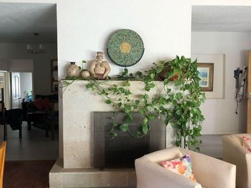 Amplia casa de 1 piso en Villas del Mesón. Ideal para quienes buscan comodidad y