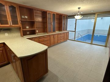 Espaciosa casa en VENTA en Satélite