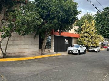 Espaciosa casa en VENTA en Satélite