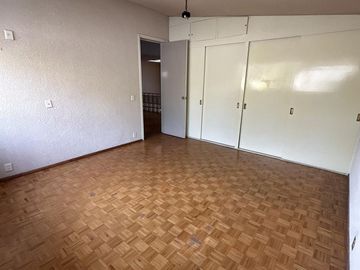 Espaciosa casa en VENTA en Satélite