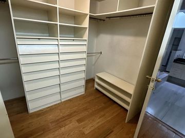 Espaciosa casa en VENTA en Satélite