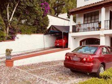 Casa en venta en Villas del Mesón con rec. en PB