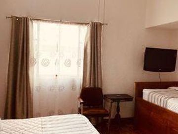 Casa en venta en Villas del Mesón con rec. en PB