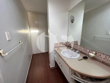 CASA DE VENTA SECTOR CUMBAYA